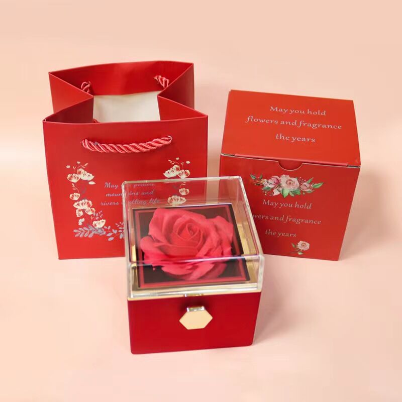 Coffret rose éternelle - bijou rotatif